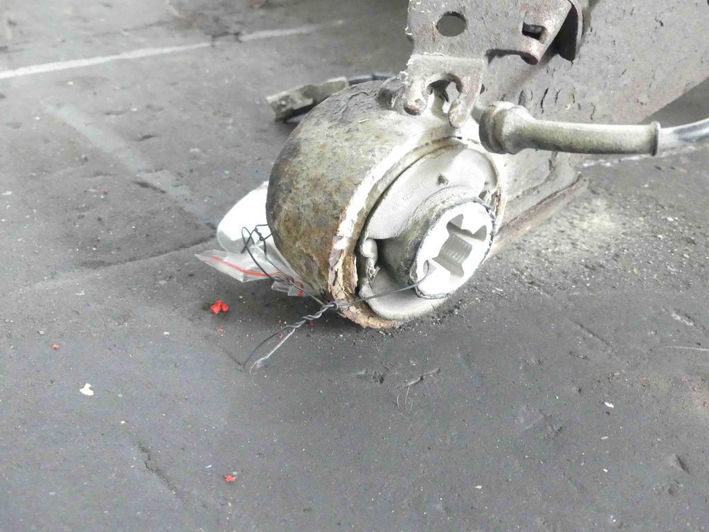 фото №9, Задняя балка oś задняя ступица peugeot expert ii 06-12