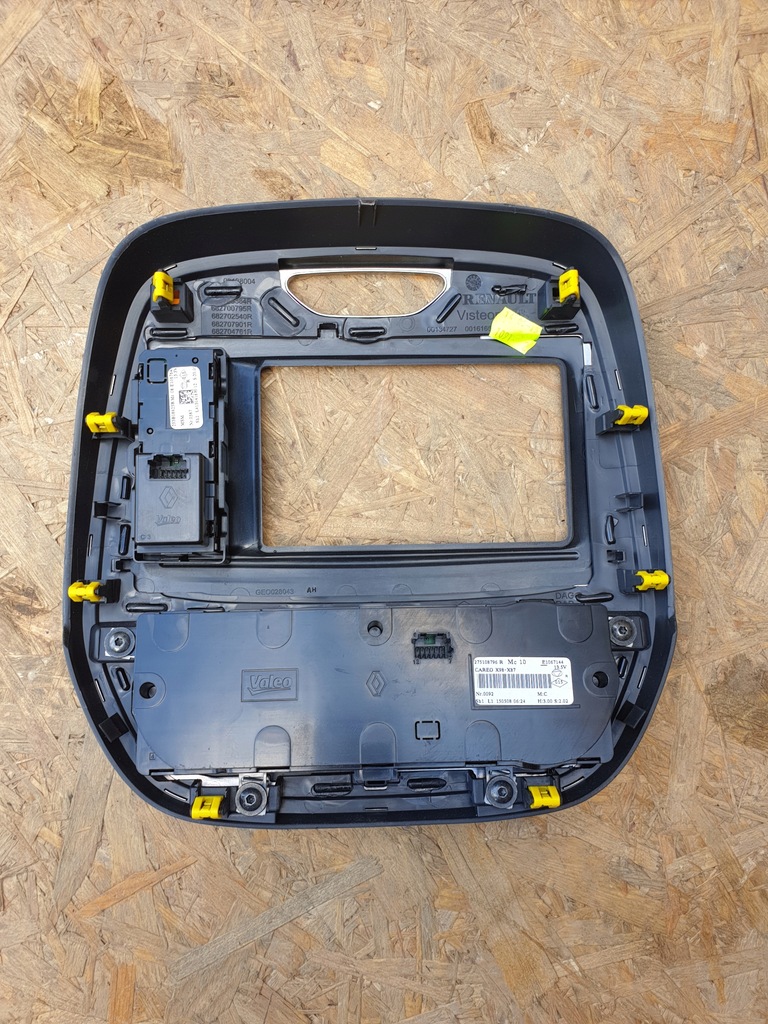 фото №10, Renault captur рамка навигации панель кондиционера
