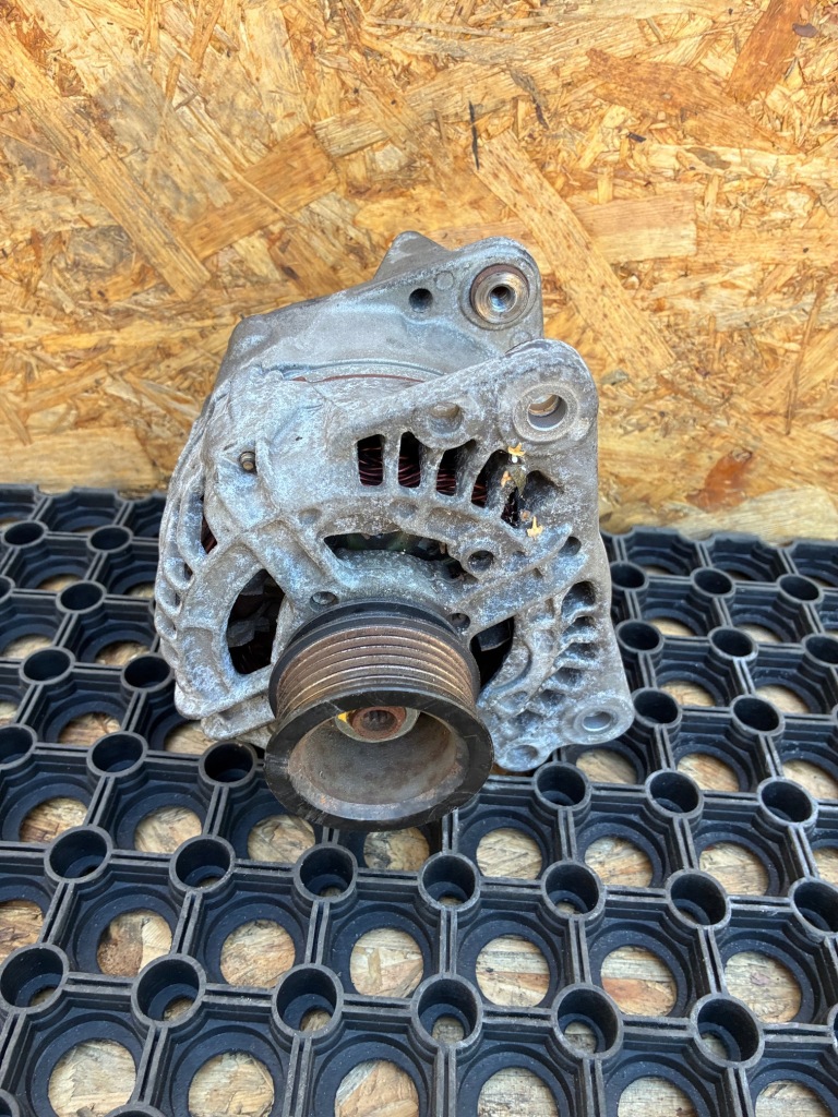 Audi seat vw 028903028d 90a генератор оригінальний європа Недорого
