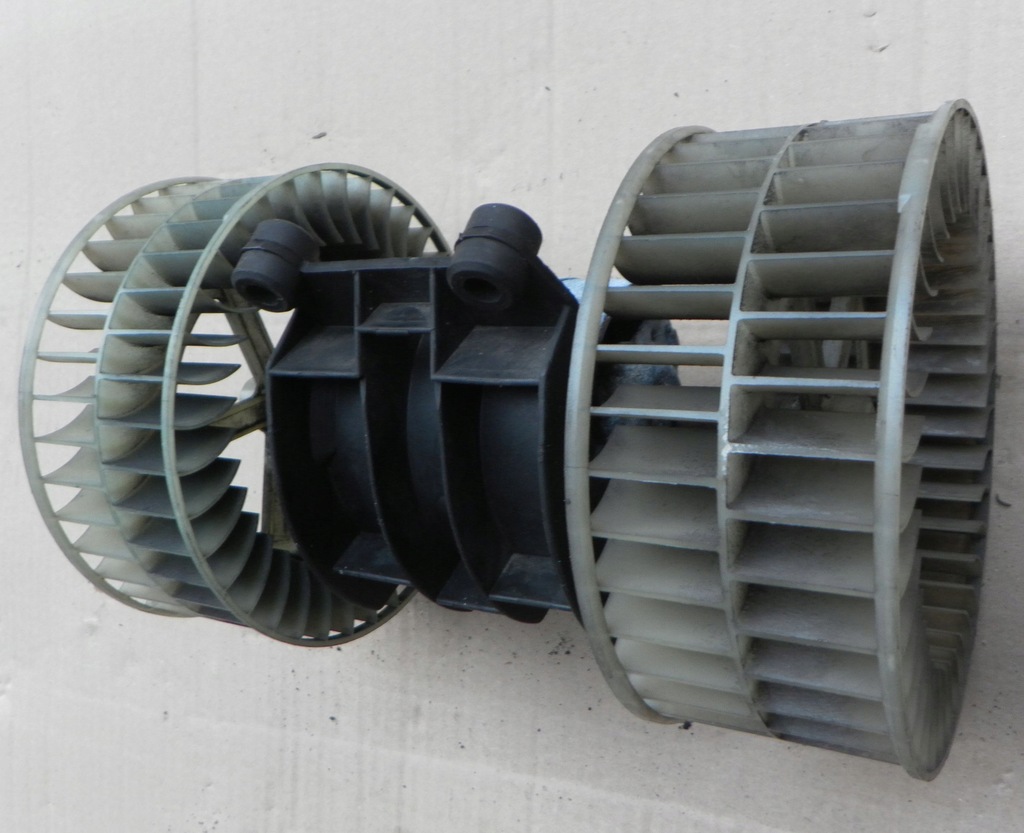 фото №6, Mercedes w124 e250d 2.5 113km 1995 вентилятор воздуховод воздуходувка