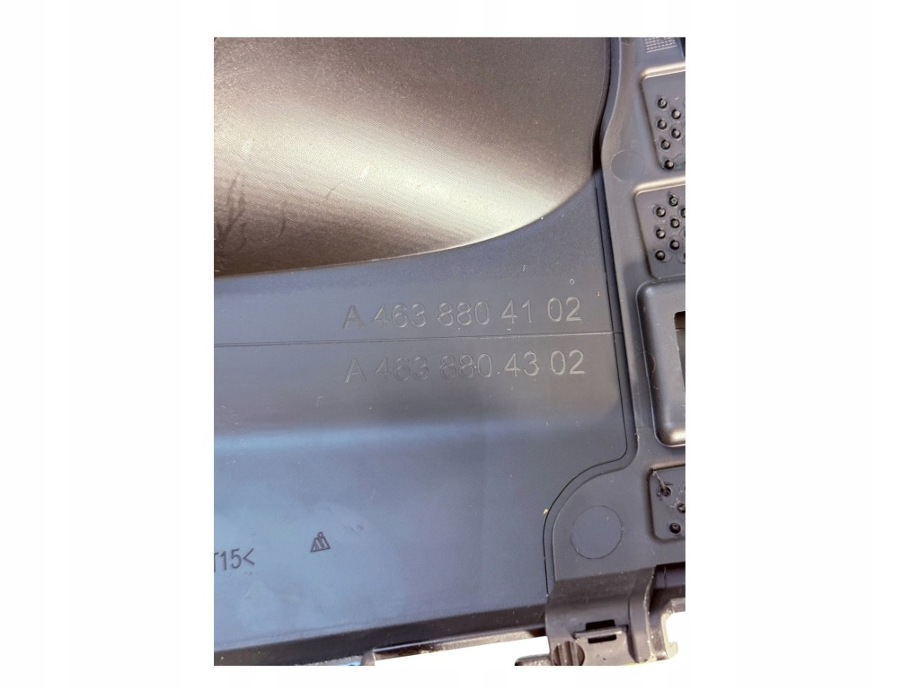 Mercedes w463 g klasa панель фари решітка радіатора рамка лампи ліва a4638804102 Ціна