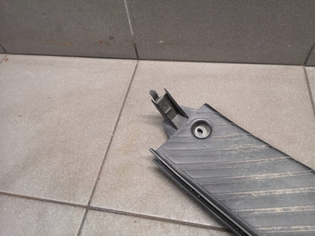 фото №4, Накладка підніжка audi a6 c6 eu 4f1864777a