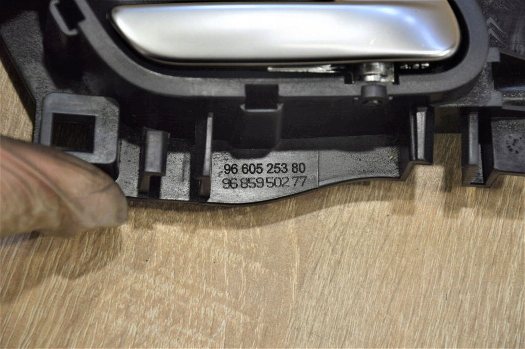 фото №2, Ручка внутренняя правый перед peugeot 508 i