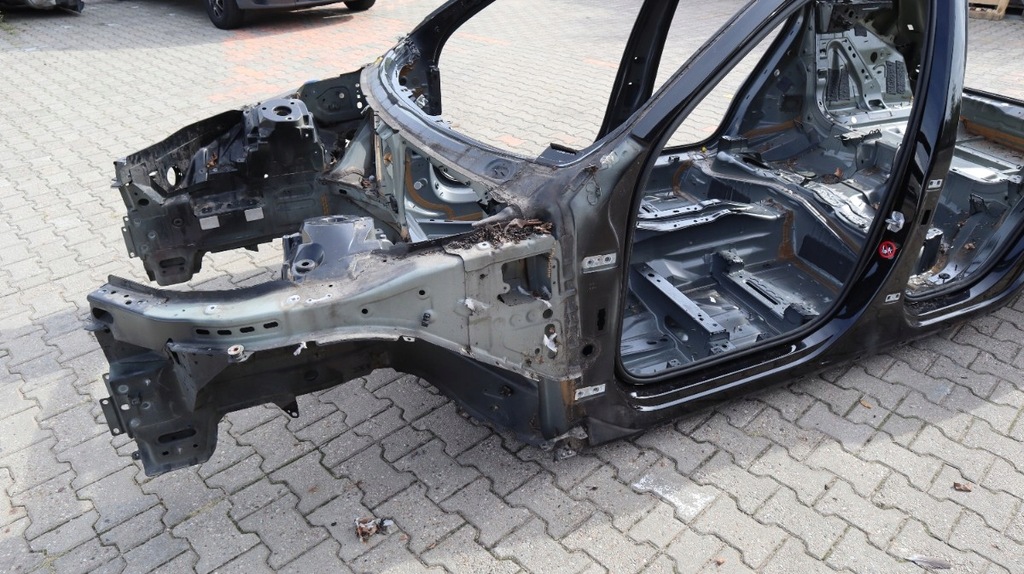 фото №1, Volvo xc60 ii четверть левая перед 717-46