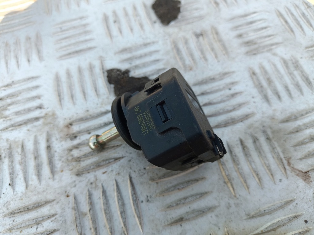 фото №1, Моторчик регулювання лампи volvo fh13 brutto