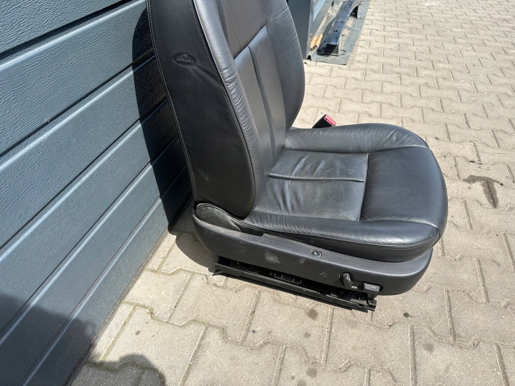 Купити Peugeot 607 сидіння правий шкіра з підігрівом електричний