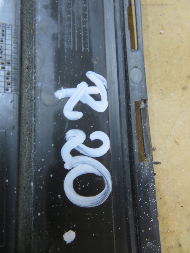 Купить Решётка правая рамка бампера vw caddy 2k5 рестайлинг  15-