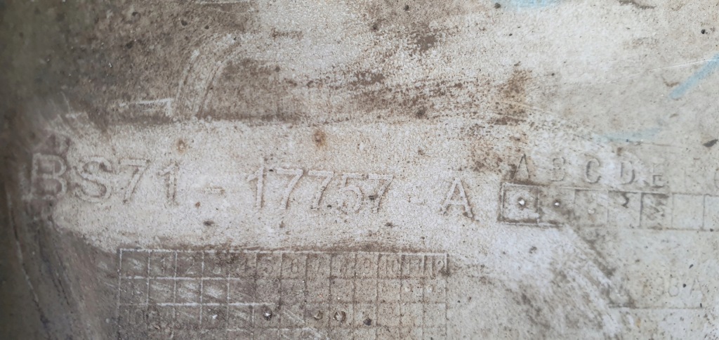 Ford mondeo mk4 рестайлинг  pdc led бампер перед передний Недорого