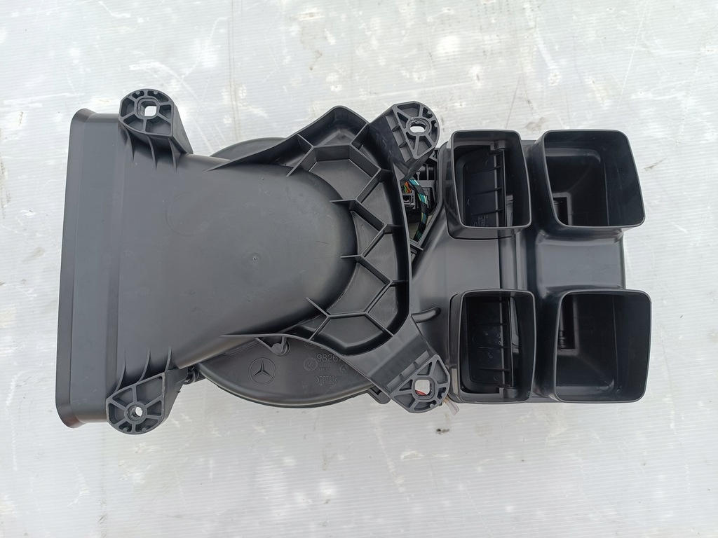 фото №2, Отопитель задняя mercedes r-kl w251 a2518300008