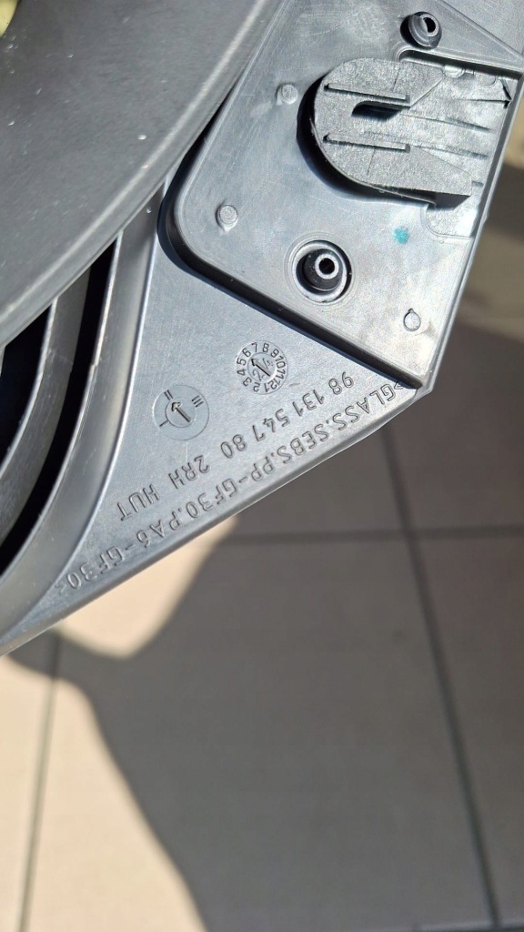 фото №7, Стекло стекло боковая правая citroen c3 iii 9813154780 24r