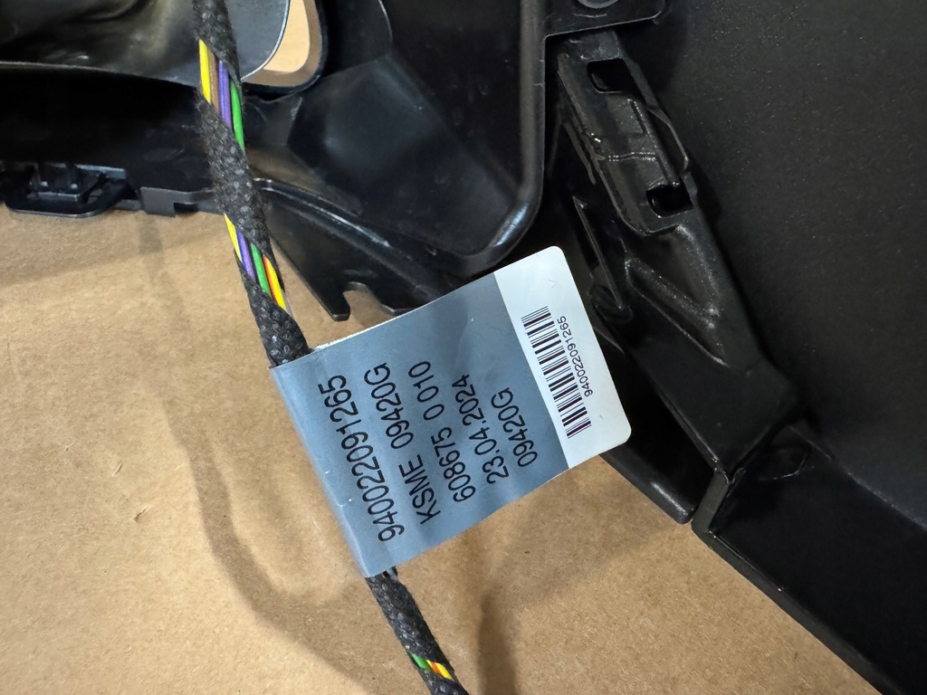 фото №14, Audi a4/s4 b9 8w kombi lift 2024 бампер задня 4xpdc 8w9807067q ly9b 0km