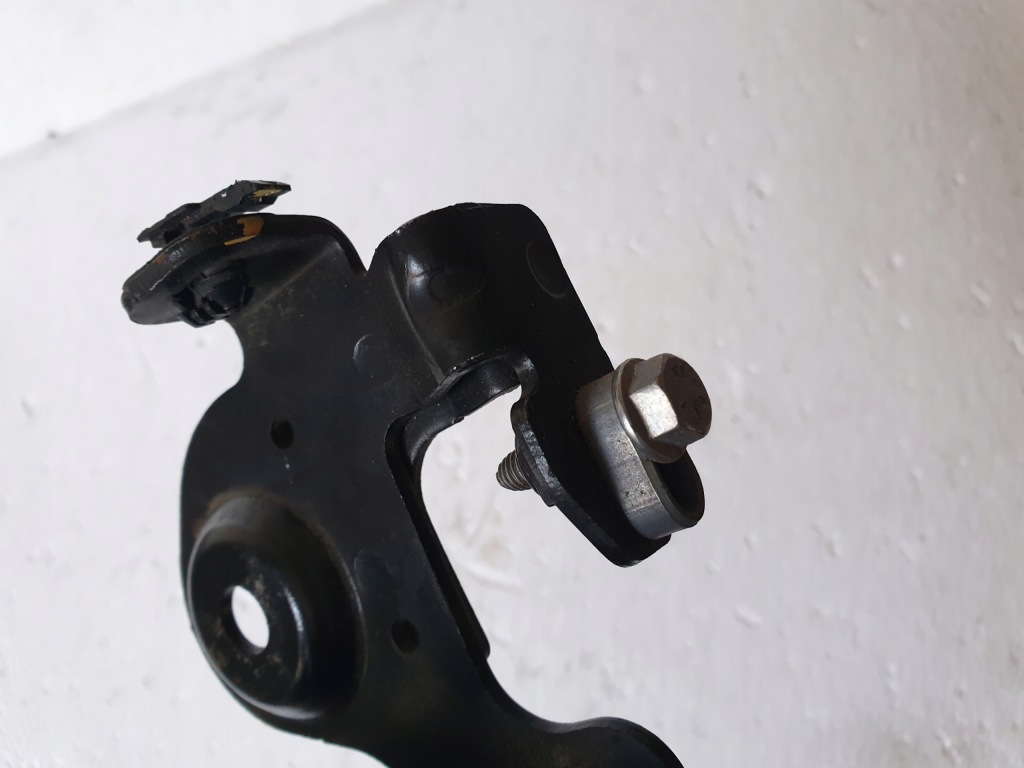 фото №5, Кронштейн насоса уприскування clio iv dacia lodgy 1.5