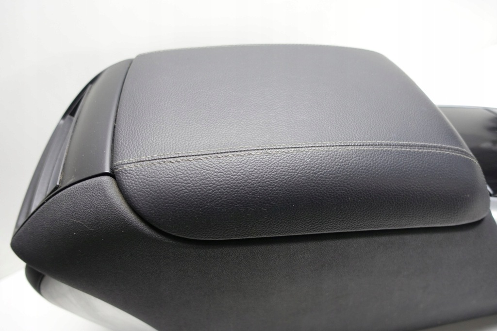 фото №5, Mercedes w251 подлокотник туннель бардачок r-klasa