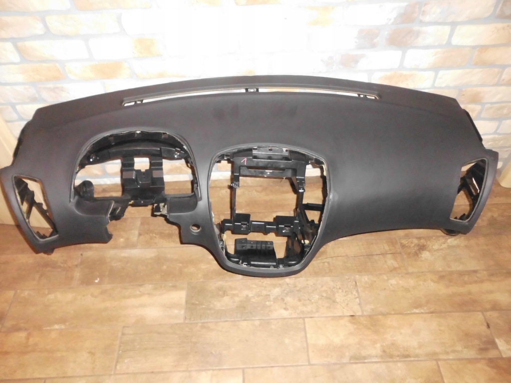 фото №1, Kia ceed rok 2006-2012 консоль