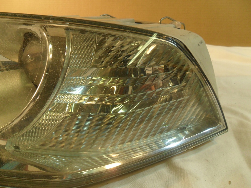 фото №6, Skoda octavia ii лампа левая передняя перед anglik