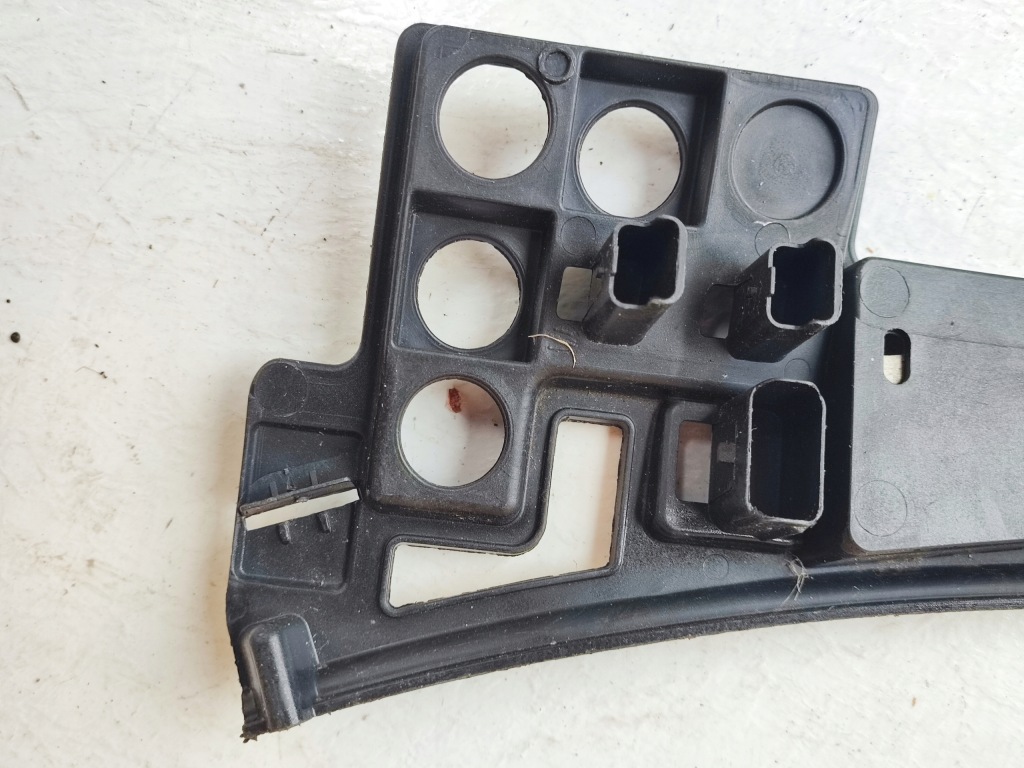 фото №6, Направляющая кронштейн левая бампер перед citroen c4 grand picasso i 9654195980