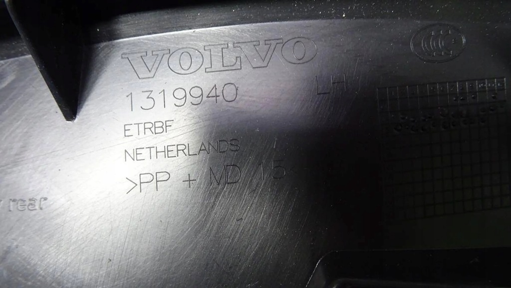 фото №8, Обшивка двері лівий задня volvo v40 ii