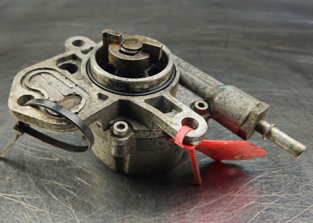 2003 citroen c5 насос вакууму вакуумний d1431d2211l в Україні