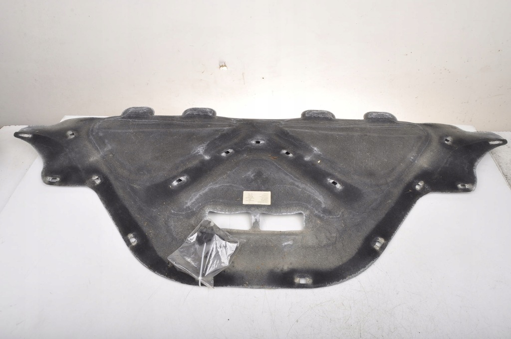 фото №9, Porsche macan шумоизоляция подкрылок капот 95b863831c