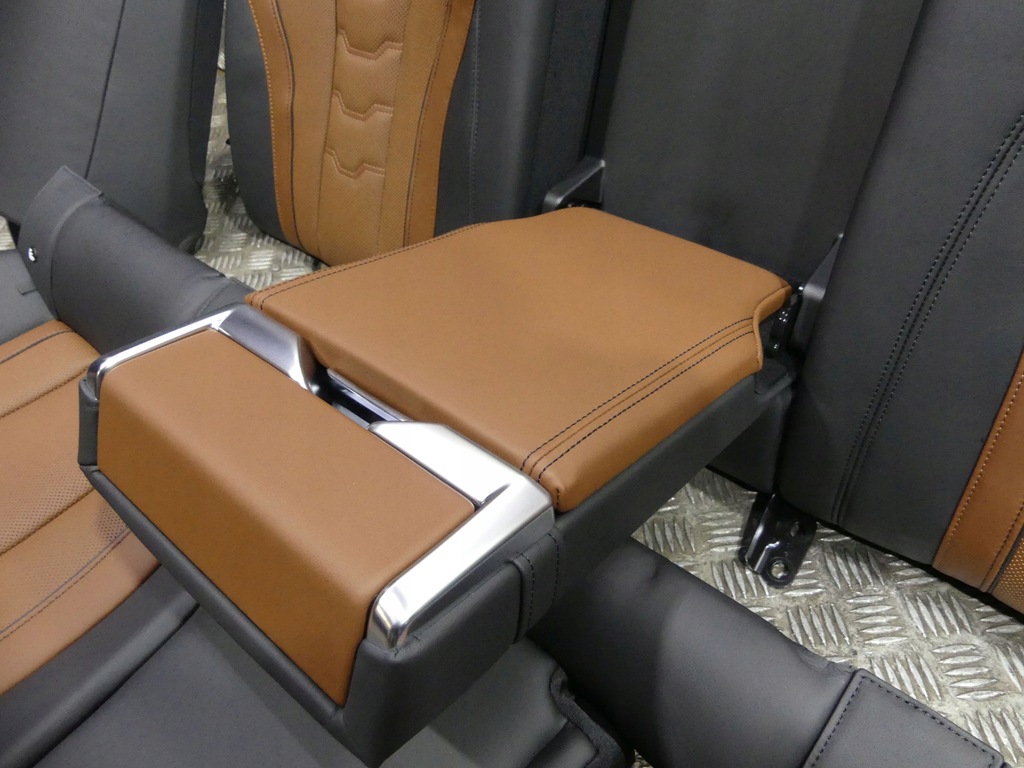 фото №16, Bmw 8 g16 individual оббивка сидіння заднє сидіння підігрів вентиляція обшивки 15 km