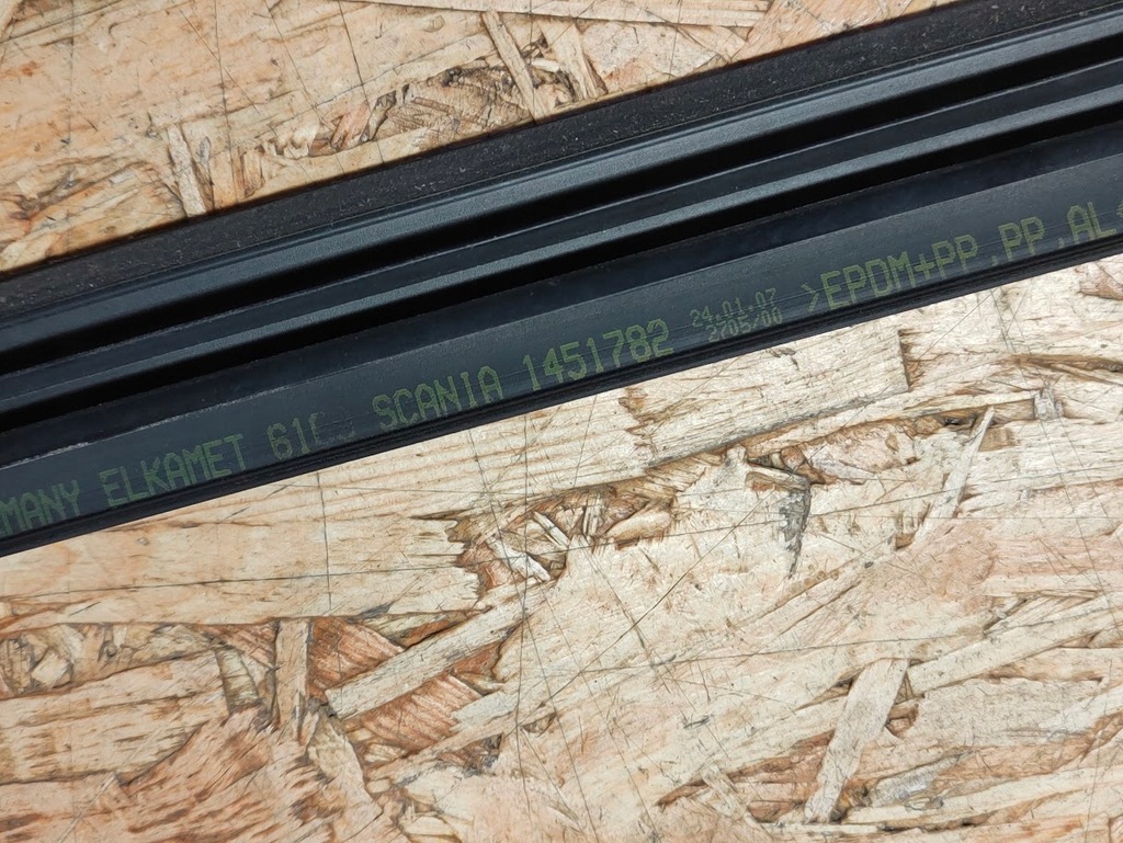 фото №6, Молдинг дах перед scania r 1451782