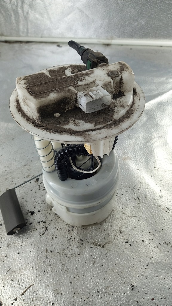 фото №2, Насос топлива renault clio iii 07r 1.2b 8200727740