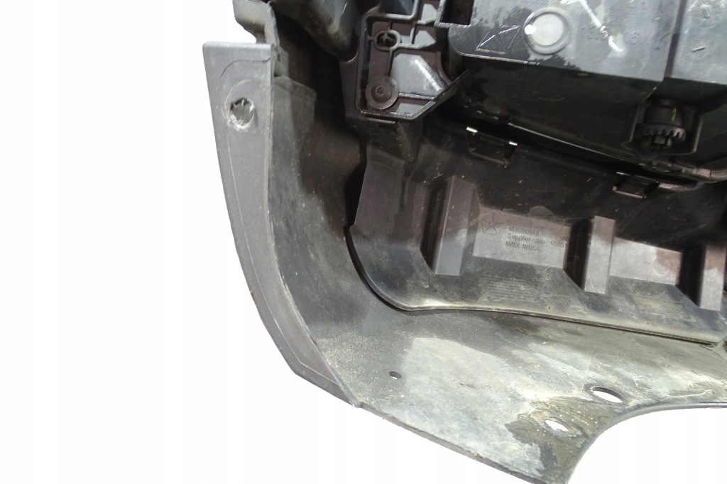 Dodge durango 2018- бампер перед передній решітка радіатора протитуманні фари pdc pau Недорого