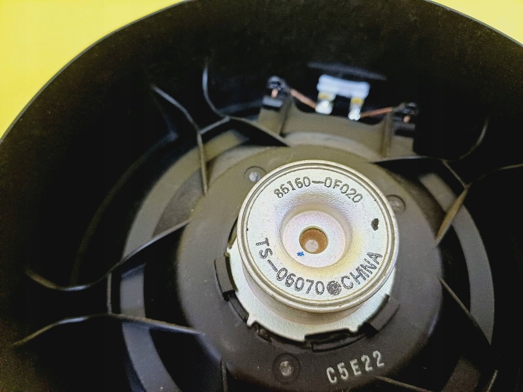 фото №6, Динамик правый левый перед toyota corolla verso ii 86160-0f020 nr326