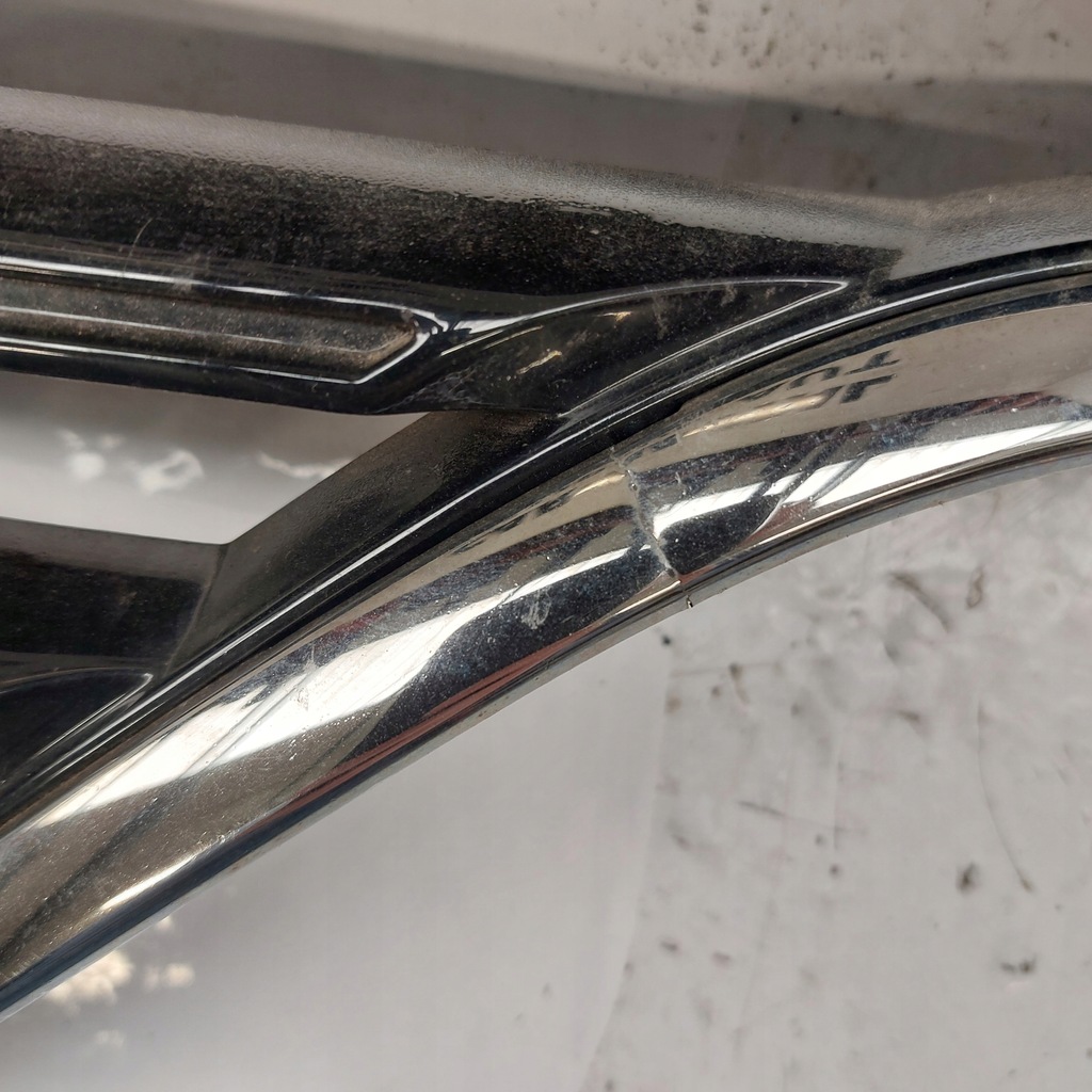 фото №12, Renault megane 4 iv решётка радиатора радиатора решётка радиатора значок перед 622562805r