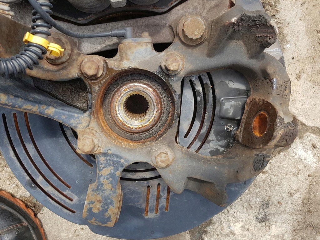 фото №8, Поворотний кулак правий перед discovery iv ah22-3k185-ab