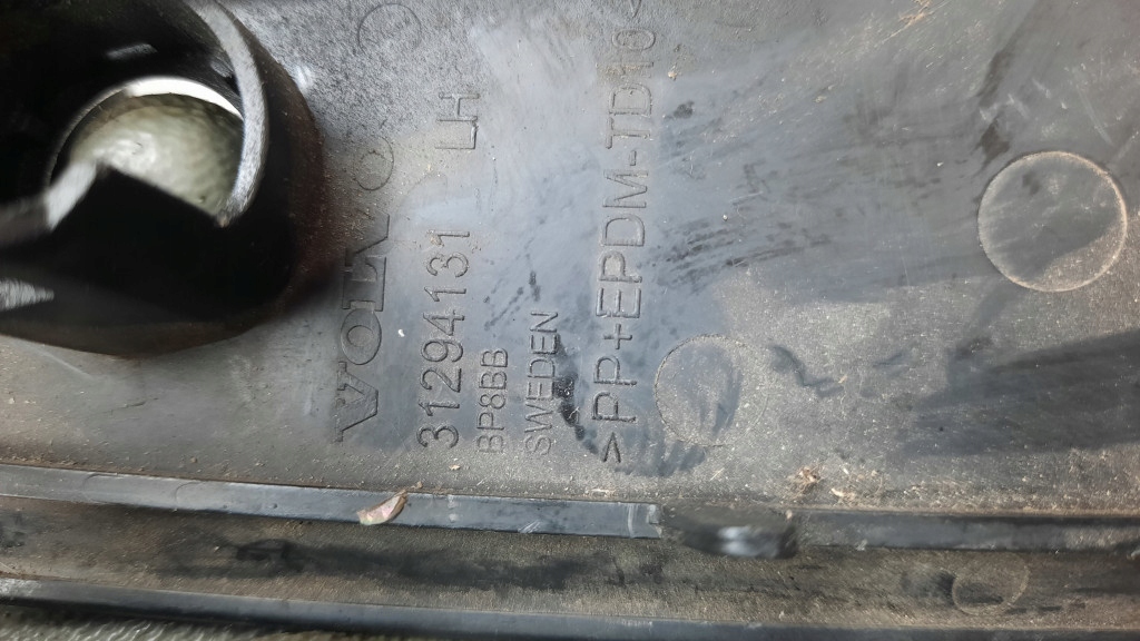 фото №11, Решітка решітка радіатора бампера ліва 31294131 volvo s60 v60