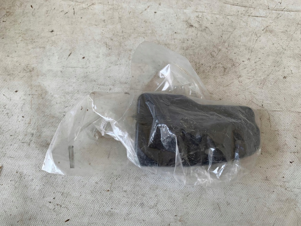 фото №2, Кронштейн шарнір двері renault megane ii