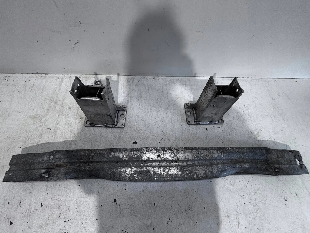Audi a4 b8 балка бампера зона деформации перед 8k0 с Разборки