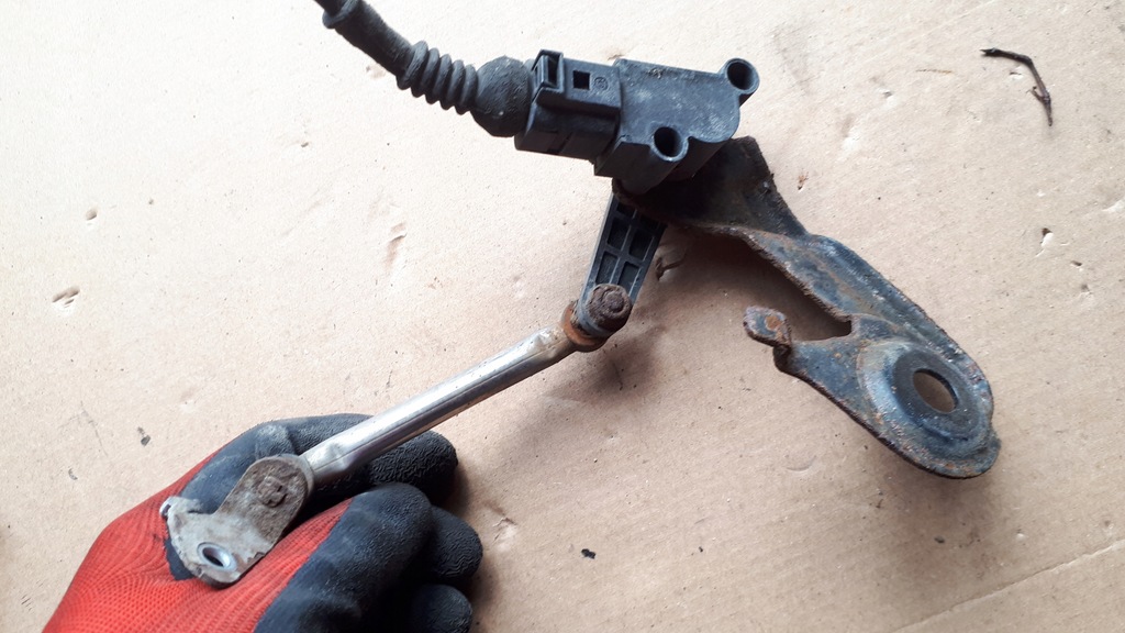 фото №7, A6 c7 4g датчик вирівнювання лампа лівий задня a7 4g