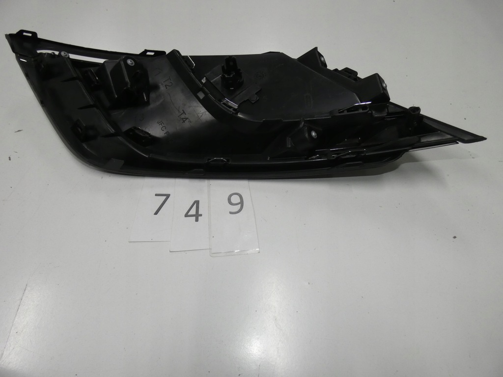 фото №11, Решётка бампера правая renault espace v lift 749.