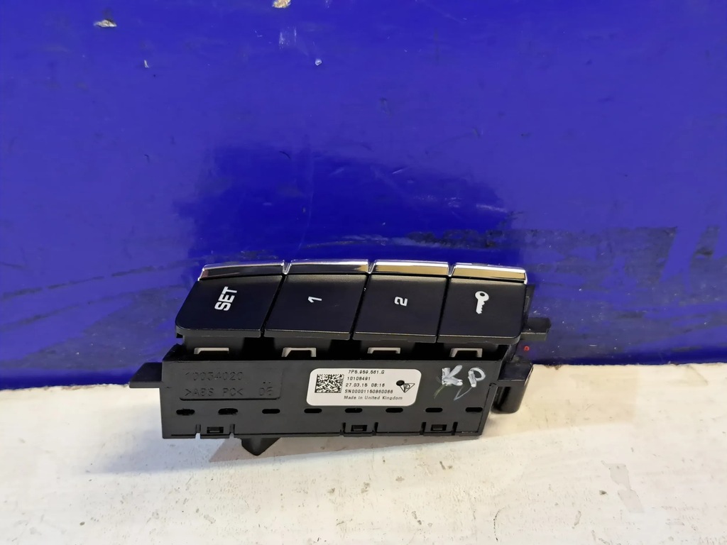 фото №1, Porsche cayenne 92a 2016 панели управление, переключатели