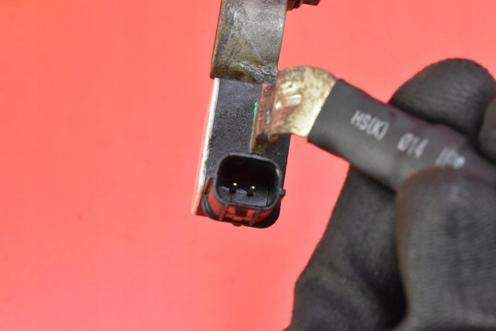 Клемма минусовая 37180-a6000 kia ceed 2 2 1.4 16v 100 km 12-15 Киев