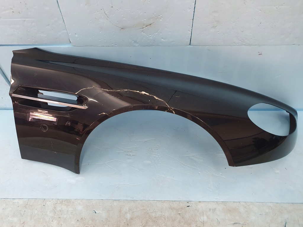фото №1, Крыло aston martin vantage правый перед передний