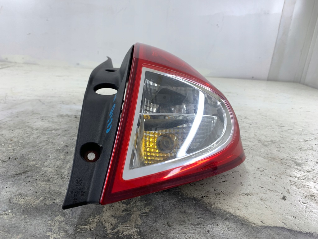 фото №3, Renault clio iii lift лампа правая задняя