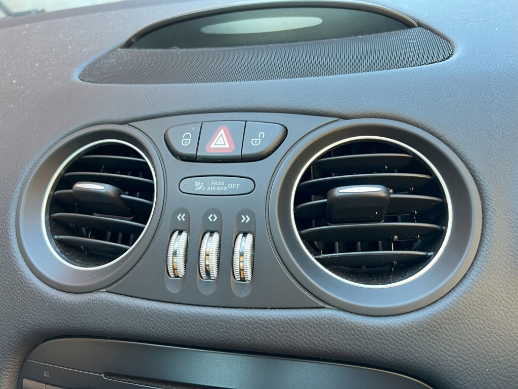 Решётка обдув средняя состояние bdb оригинальный номер mercedes sl r230 w230 lift 2007r Доставка