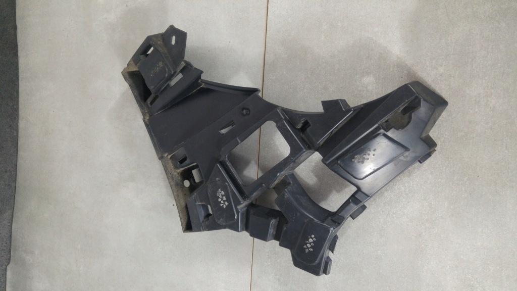 фото №1, Renault megane iv лівий напрямна бампера перед