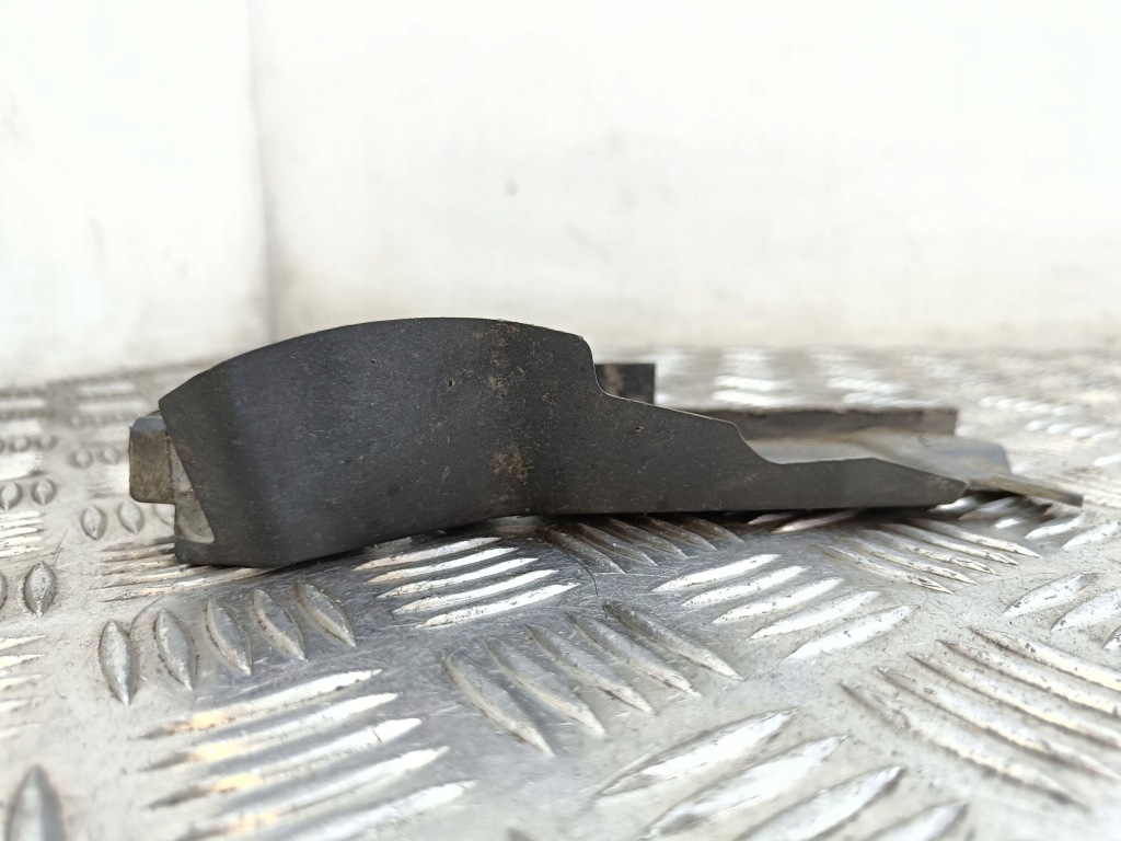 фото №3, Opel signum 2006 бризковики задні