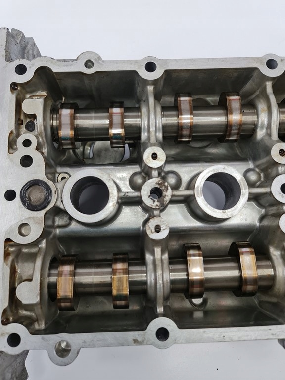 фото №9, Кришка клапанів вали vw up citigo 1.0 04c103475d