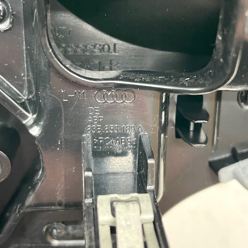 фото №8, Audi q3 83a декори панелі приладової панелі kpl