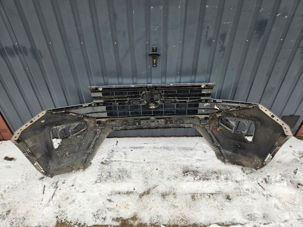 Бампер перед передний vw amarok 2 2022- полный хороший оригинал  + решётка радиатора Киев