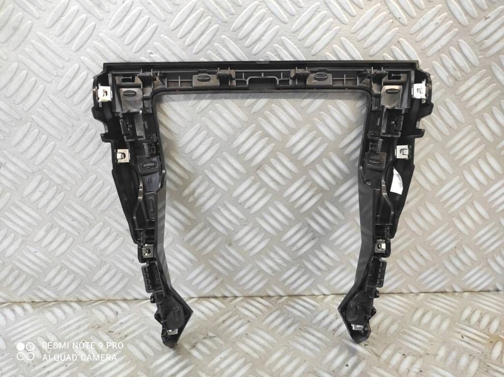 Peugeot 208 ii dekor рамка средняя приборная панель панели czarna блеск m0u022831 Киев