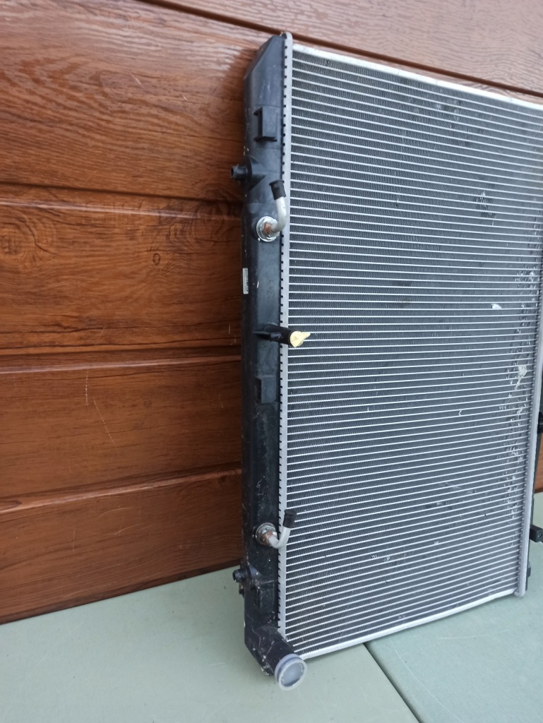 Радиатор воды toyota lexus rx pa66+pa612-gf30 Доставка