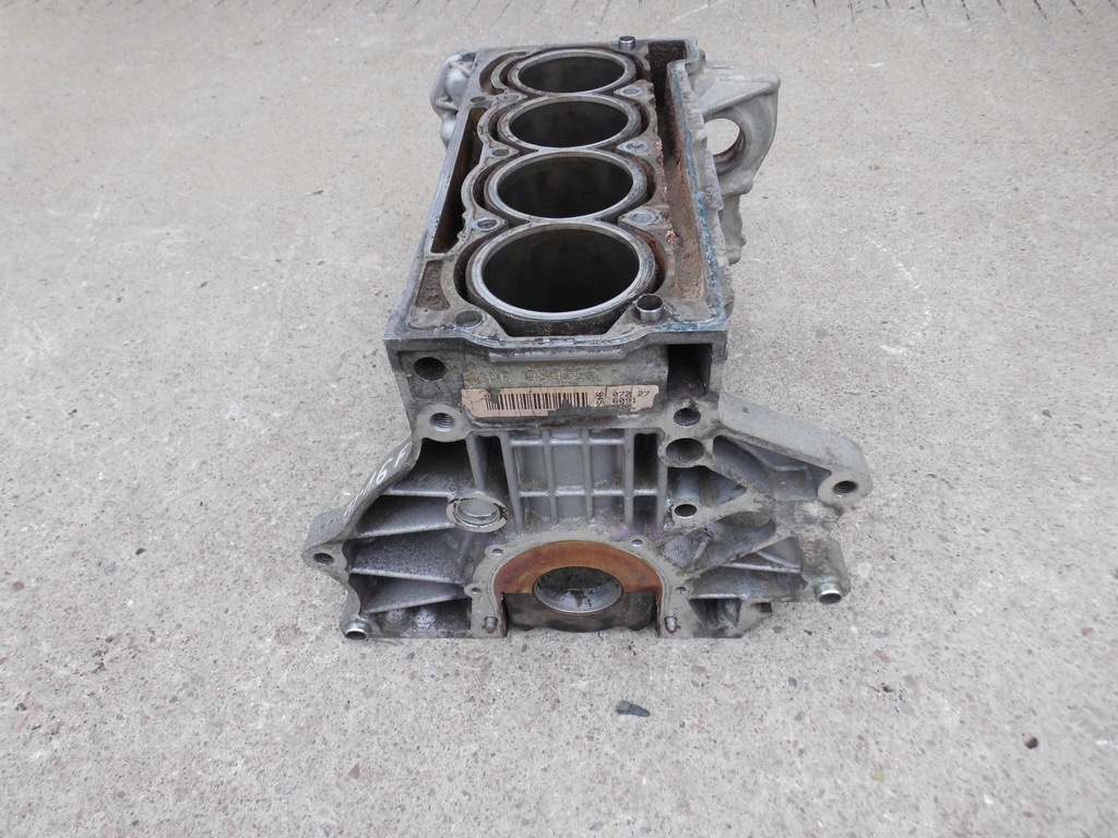 фото №11, Блок двигателя 03c103019g eos a3 8p jetta golf v leon ii 1.6fsi bag оригинал