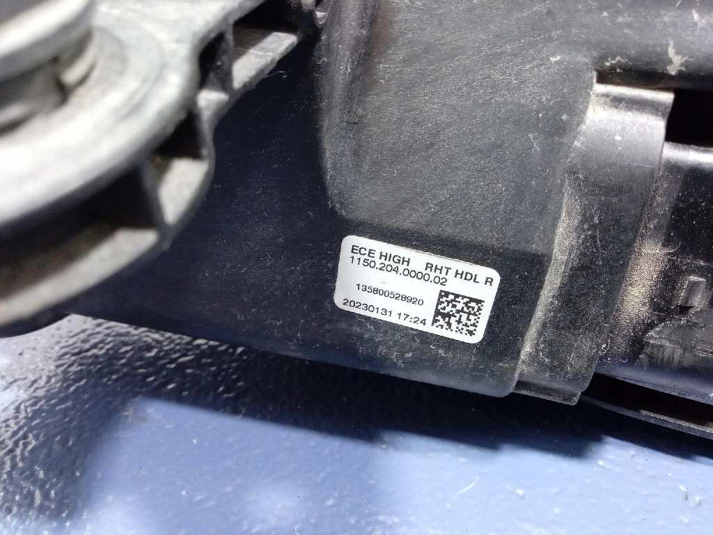 Skoda superb 3 рестайлинг  фара правый фара передняя full led 3v1941016d с Разборки