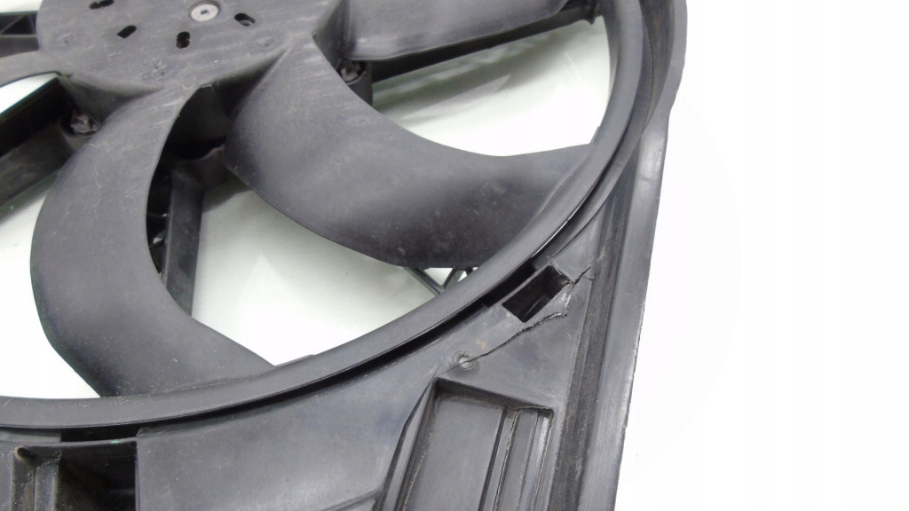 Вентилятор радиатора skoda superb 3 2.0 tdi 5q0121203dq Недорого